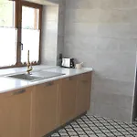 De *